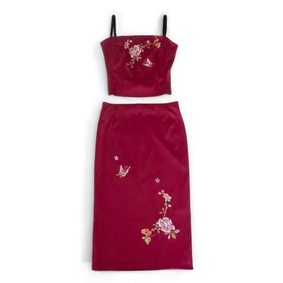 Mandalay Vintage Y2K Floral Embroidered Satin Corset Skirt 2 Piece Set Red 2/4 - Picture 1 of 16